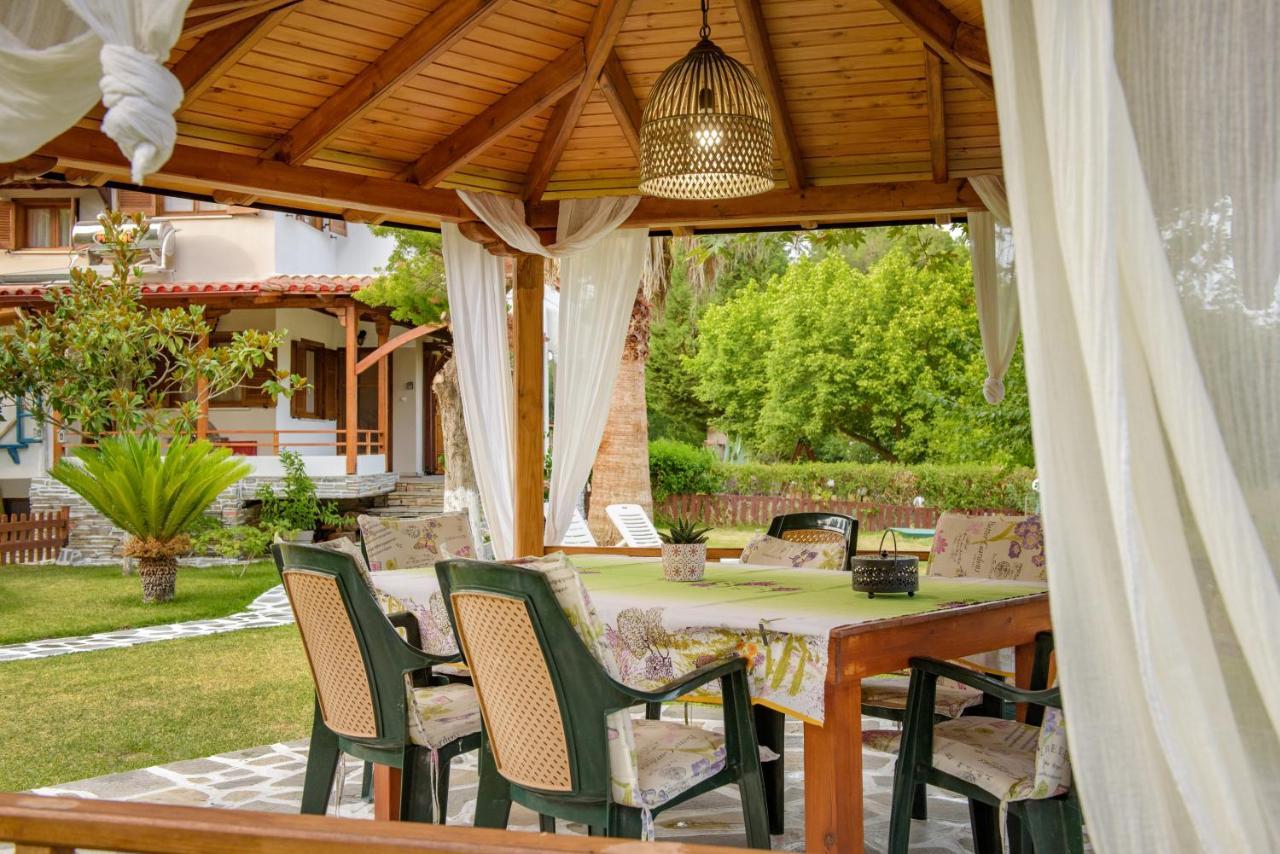 Villa Palmera Ierissós Exterior foto