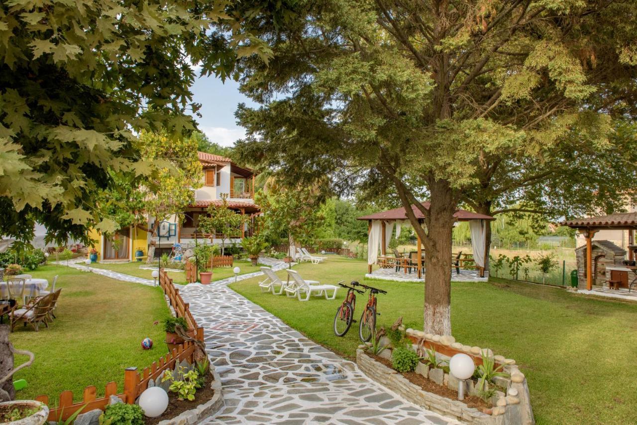 Villa Palmera Ierissós Exterior foto